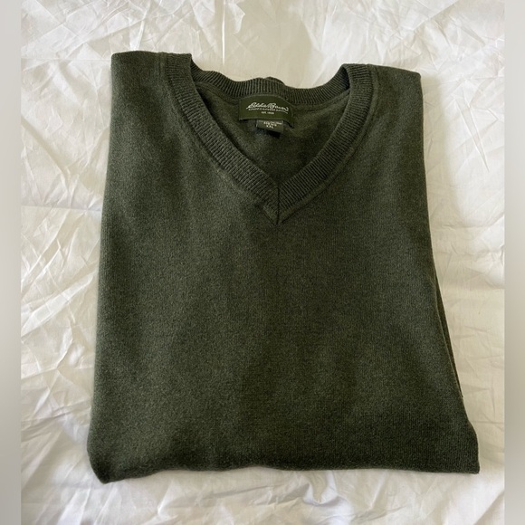 Eddie Bauer Other - Eddie Bauer Sweater Mens XXL Green Cashmere Blend V Neck Casual Pullover